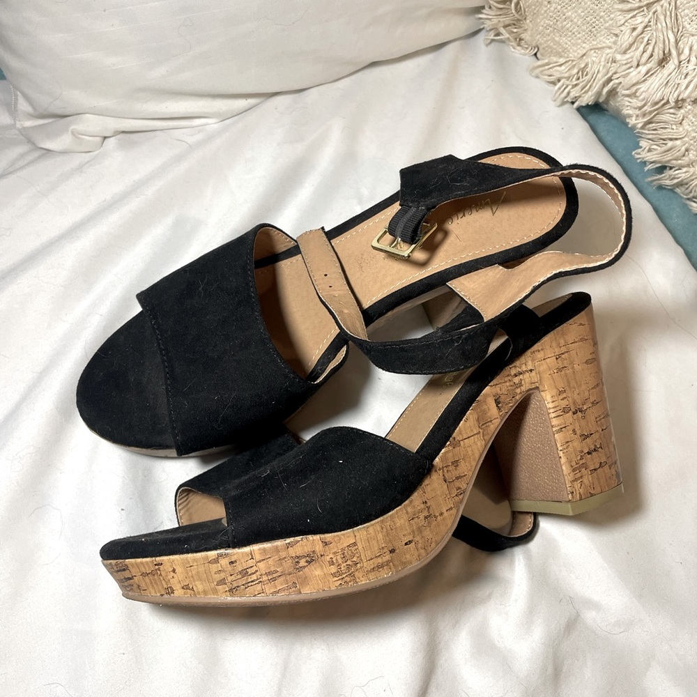 Suede black heels